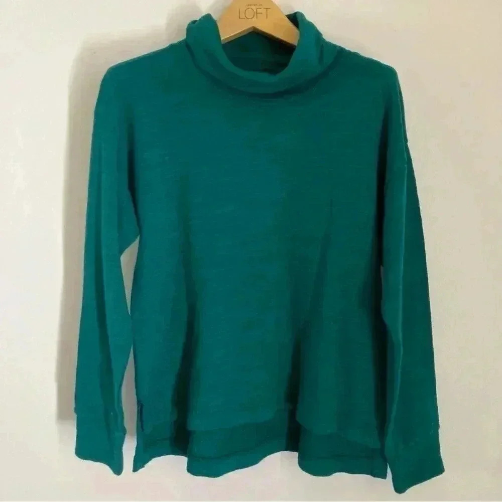 J. Crew Women’s XS Garment Dyed Vintage Fleece in Teal
